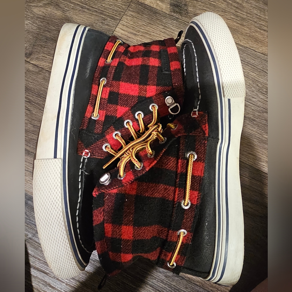 Mens Sperry Boots Size 9